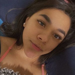 Meet your Posher, Brisa